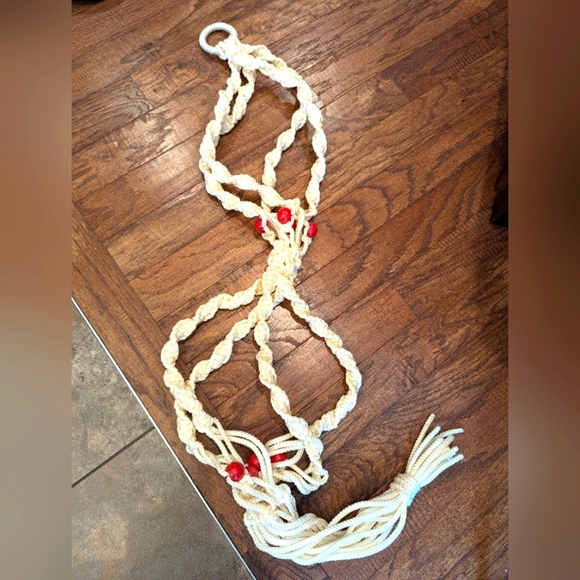 Vintage 1970's macrame double plant hanger cream with red beads - Picture 1 of 5